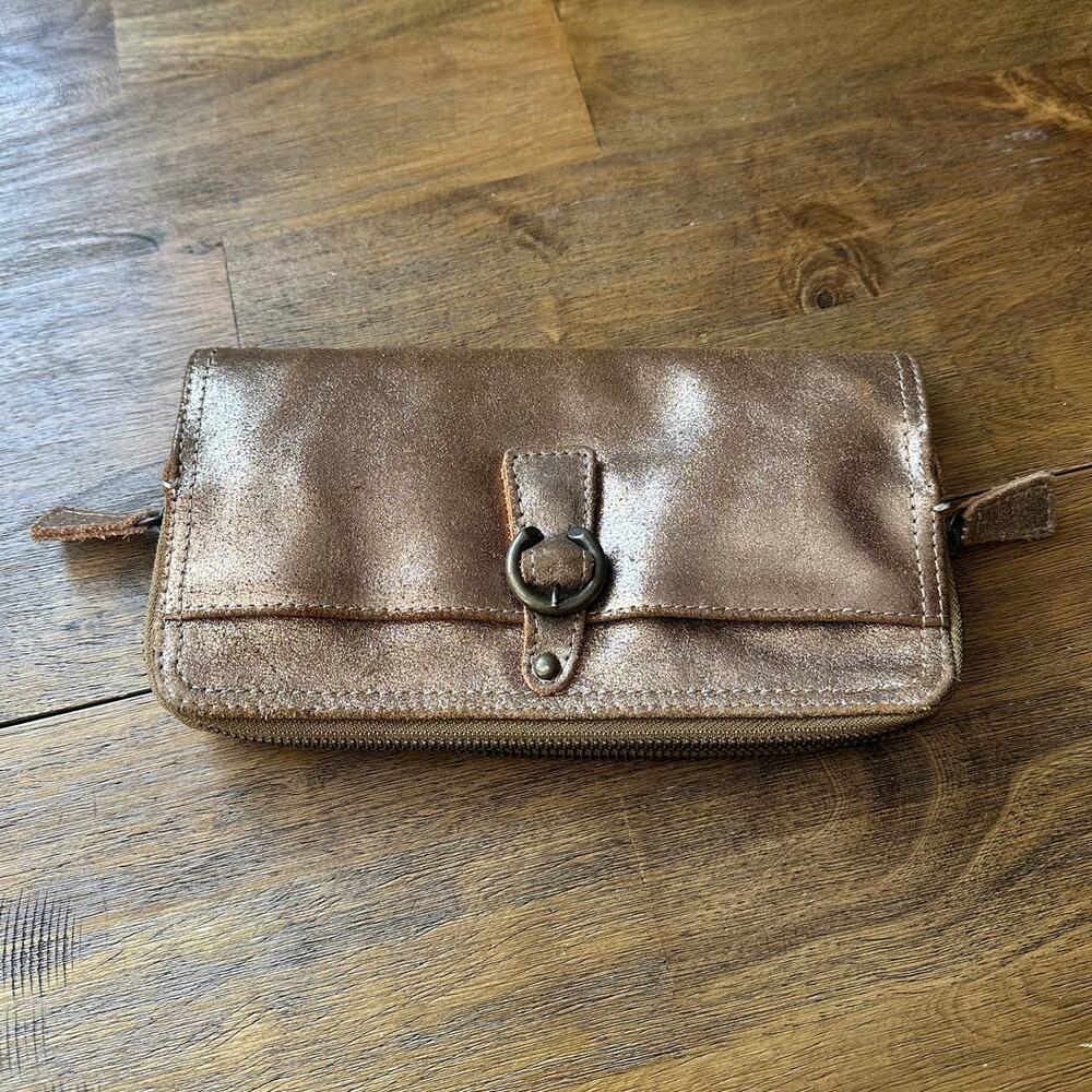 Tano Gold Leather Folding Wallet Zip Around Phone Compartment Super Soft
